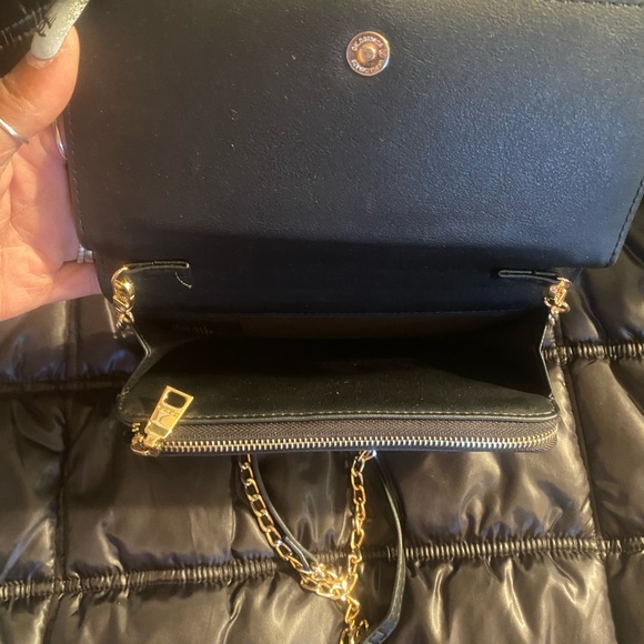 Bebe crossbody wallet - Picture 4 of 13